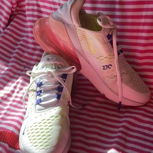 Nike 270 air max